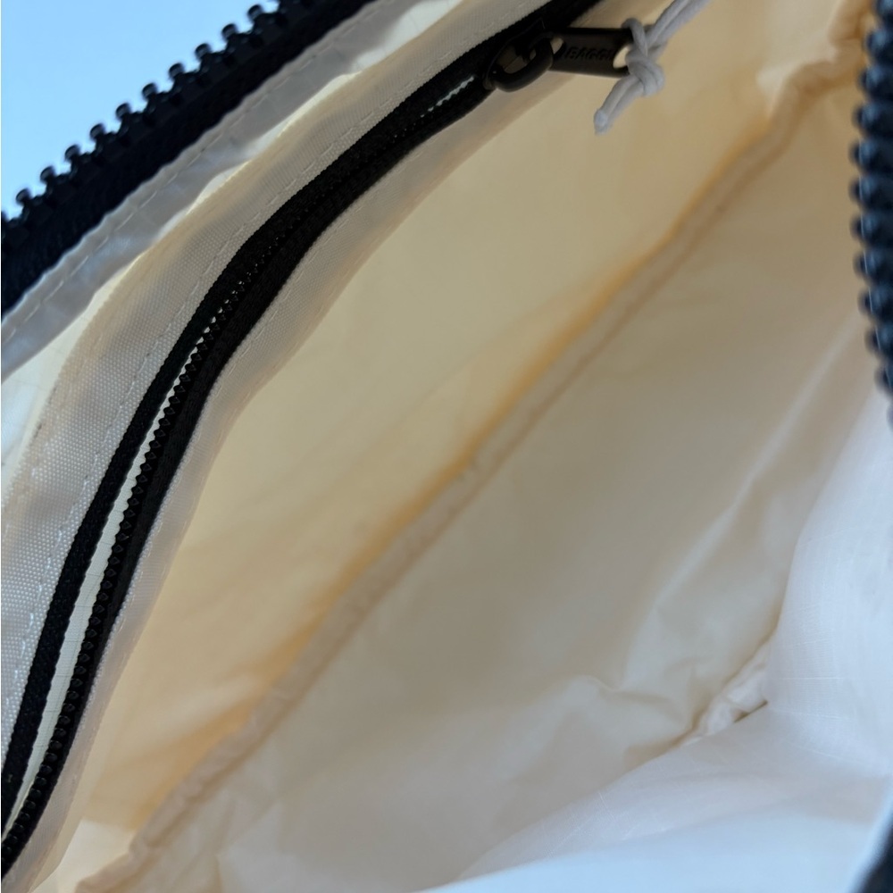 NWT BAGGU Cargo Nylon Shoulder Bag - Ivory - Picture 11 of 13